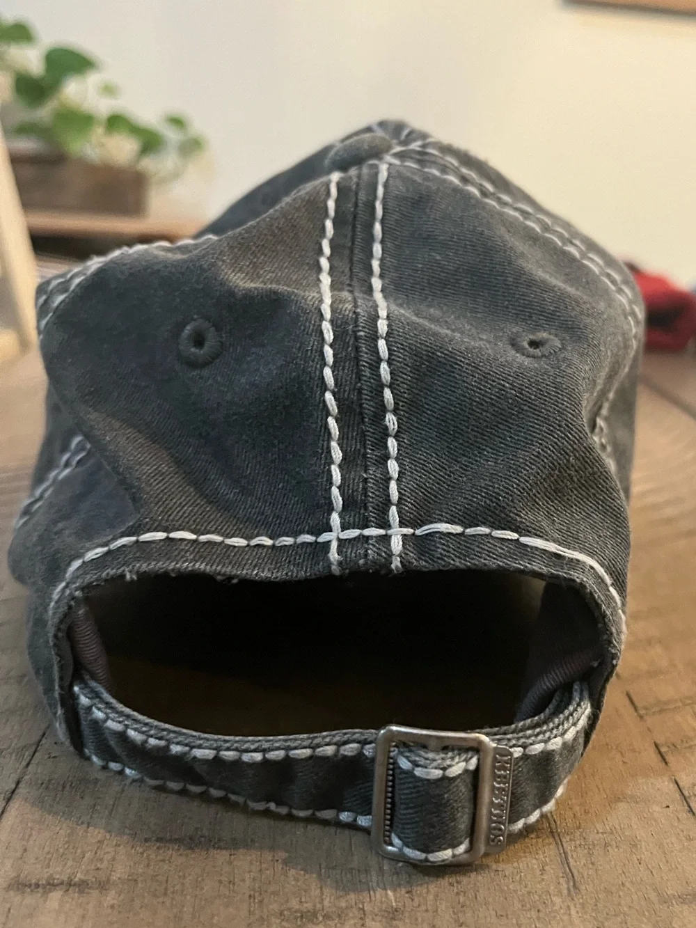 KBETHOS Gray Baseball Cap with Pink Camper Patch